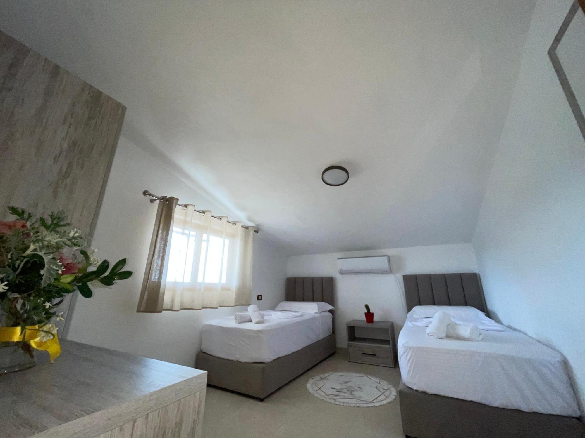 Prela'S Rooms Shkodër Exterior foto